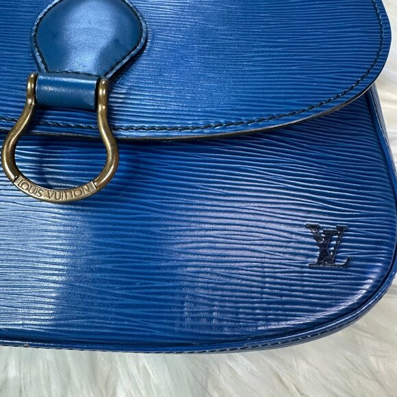 ❌SOLD❌ Authentic Louis Vuitton Saint Cloud GM Epi Leather Crossbody Shoulder Bag - Picture 10 of 17